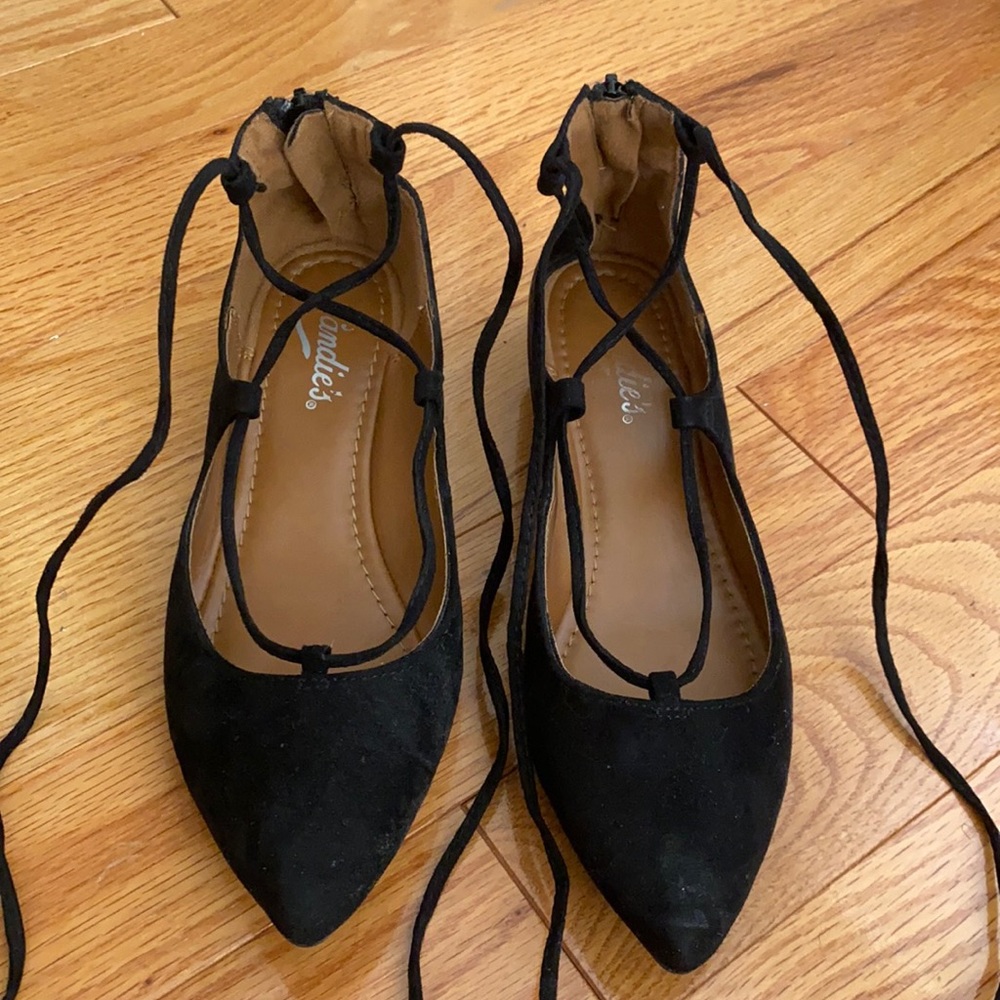 Women’s 9 black suede lace up ballet slip ons w/ pointed toe